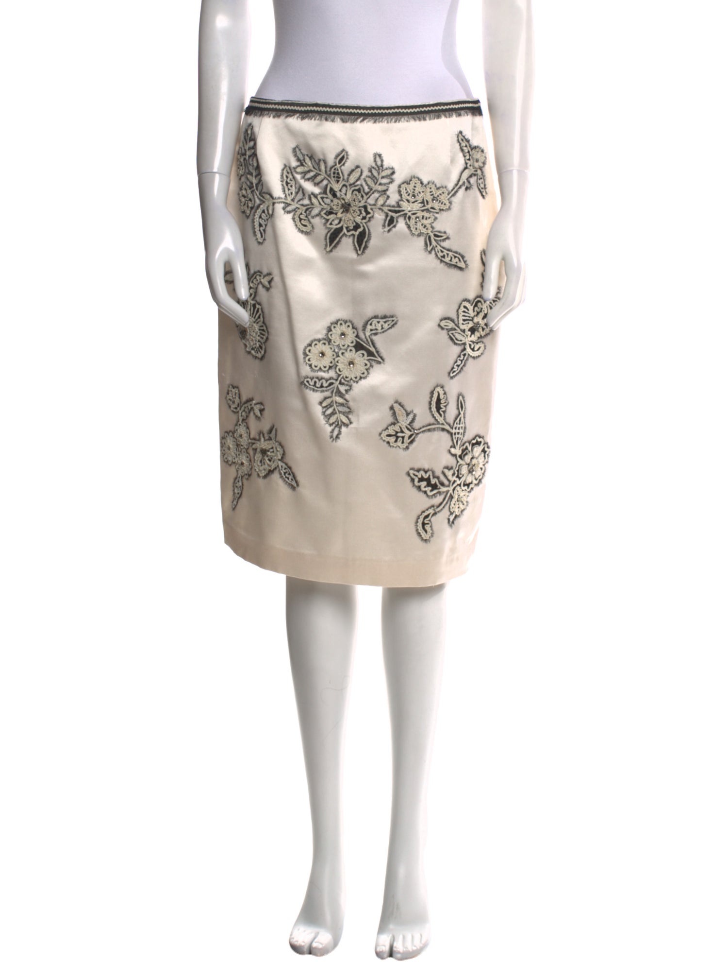 Escada Silk Knee-Length Skirt