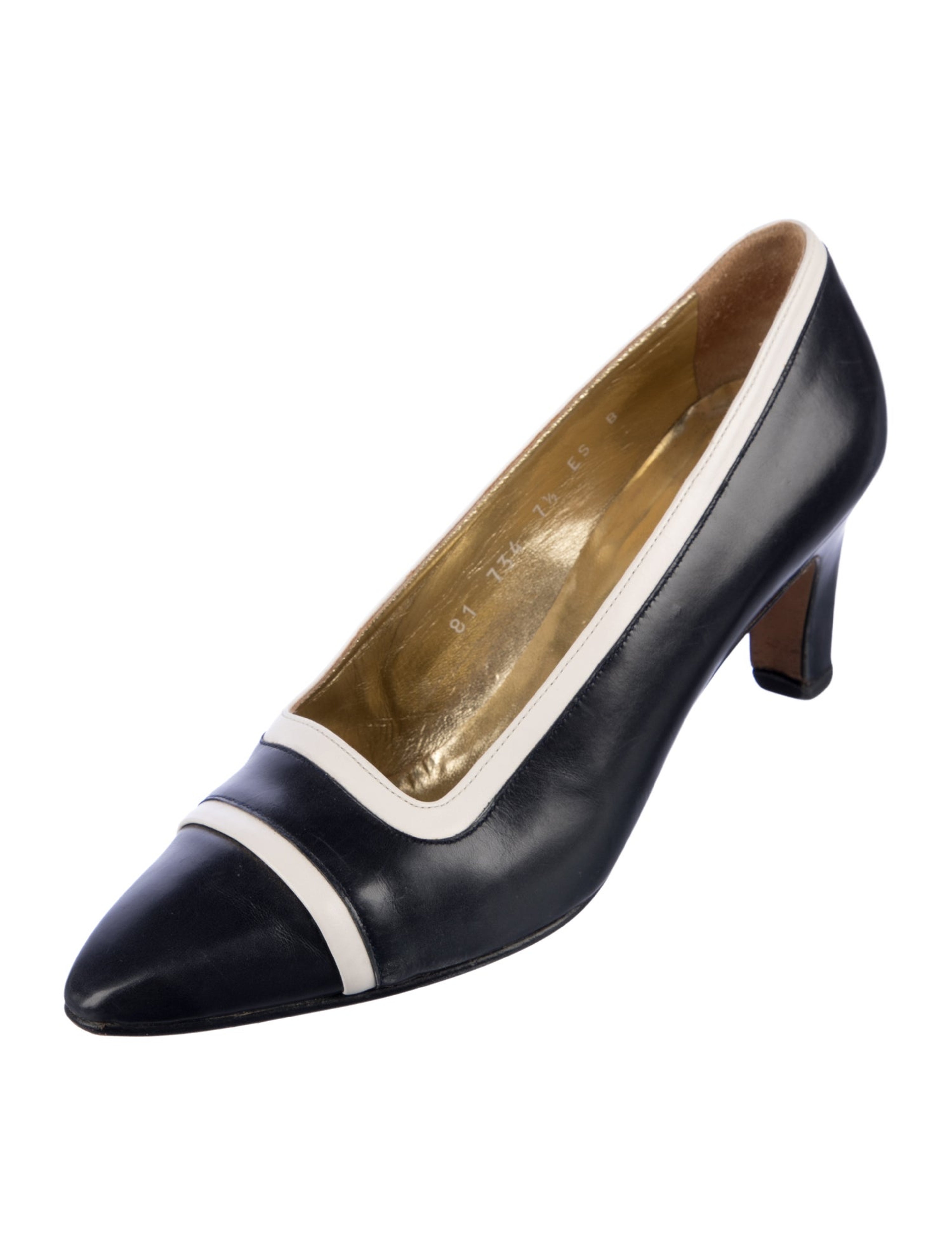 Leather Pumps