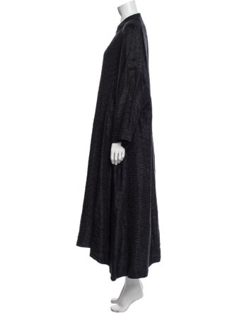 Eskandar Linen Robe