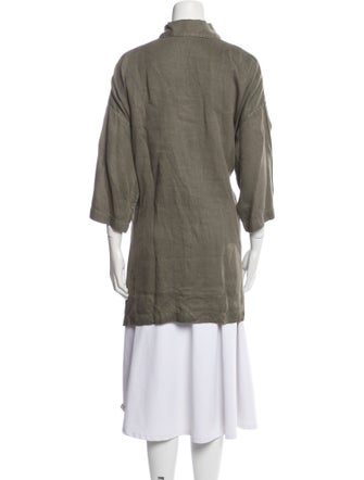 Eskandar Linen Three-Quarter Sleeve Button-Up Top