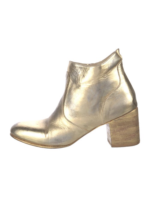 Esquivel Leather Distressed Accents Boots