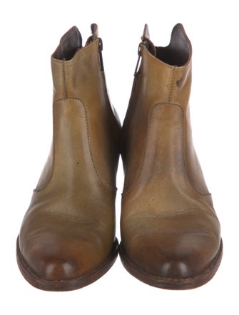Esquivel Leather Boots