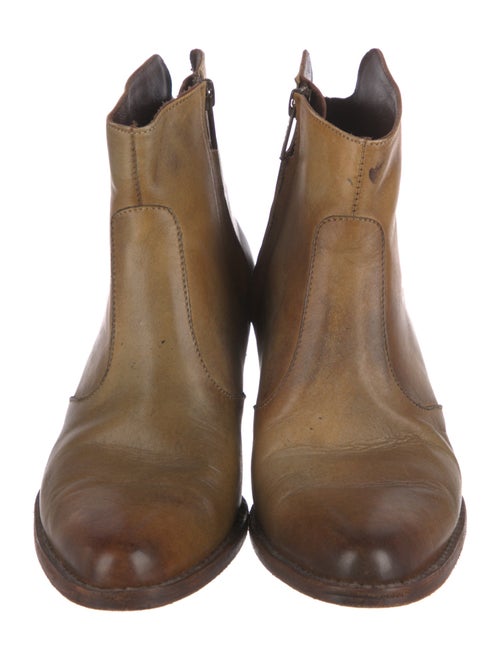 Esquivel Leather Boots