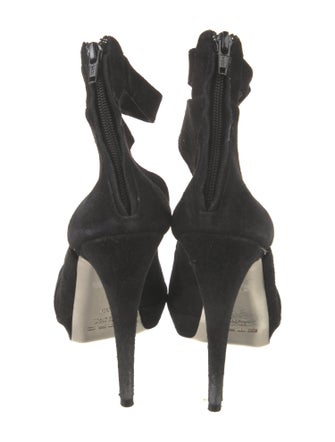 Etro Suede Pumps