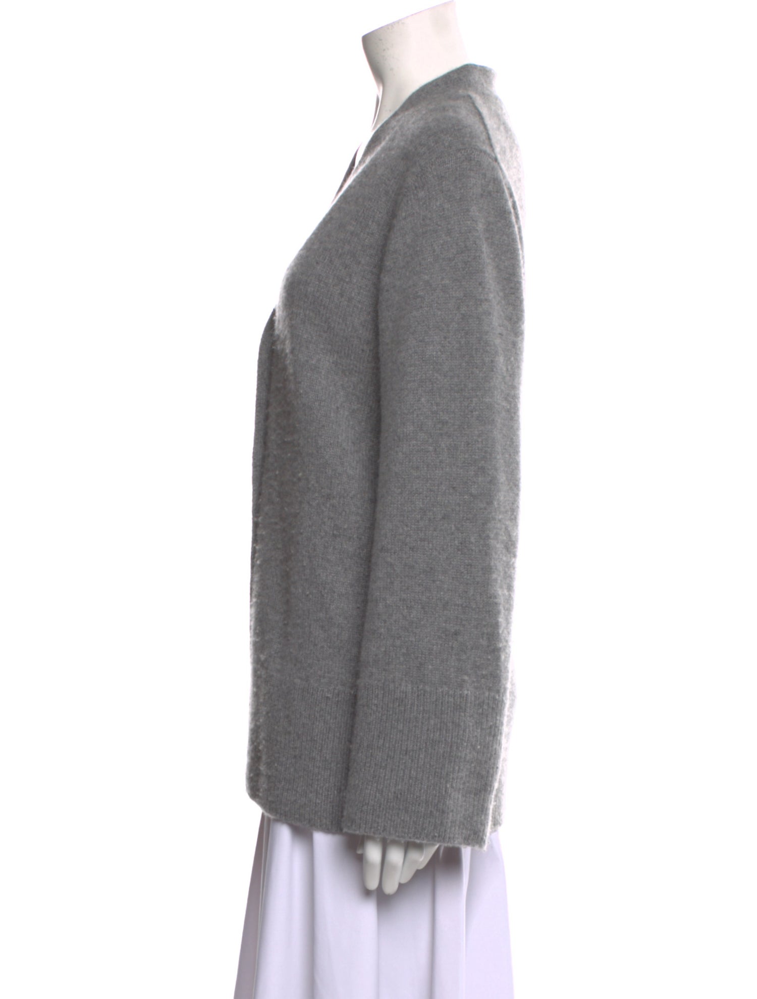 Elyse Walker Cashmere V-Neck Sweater