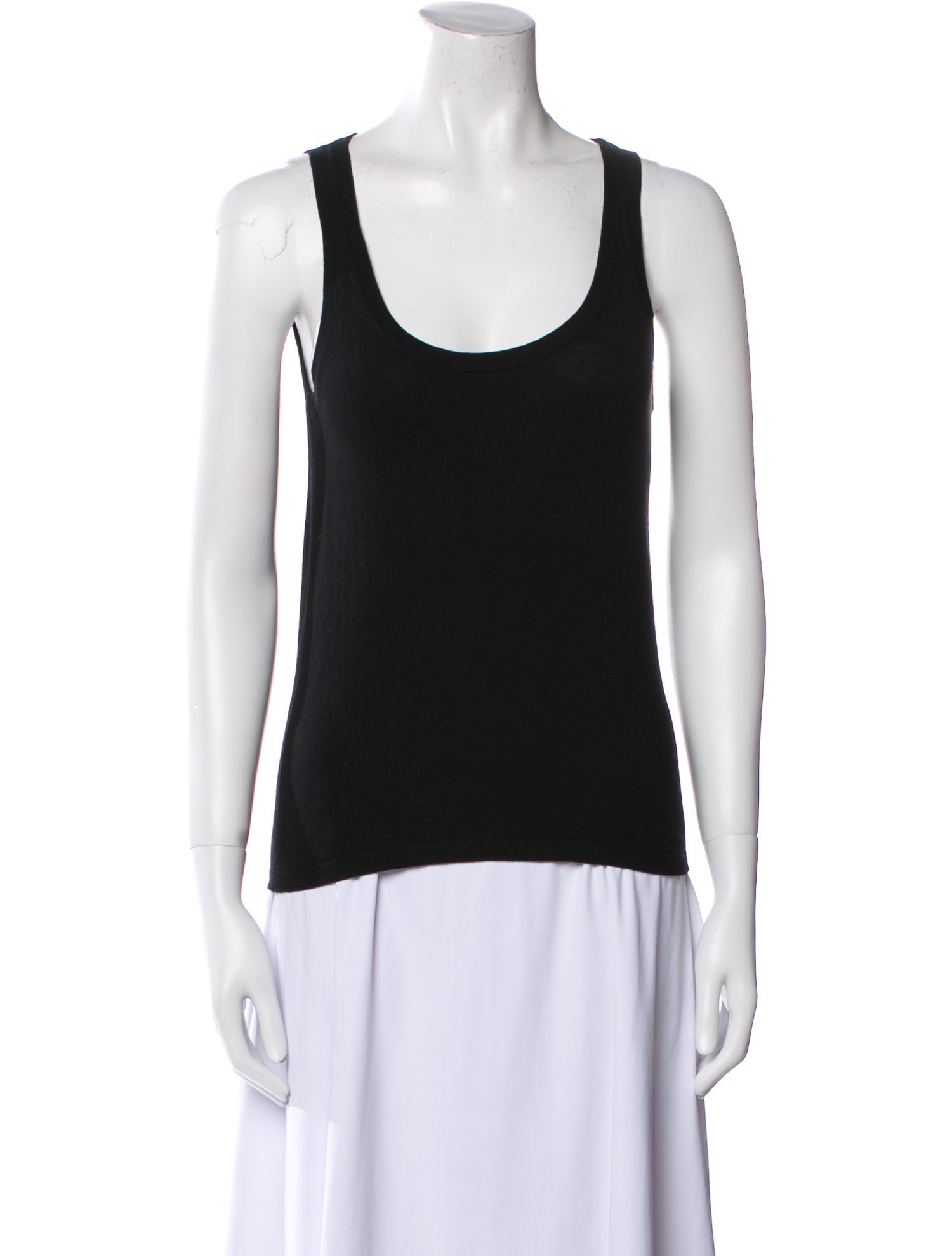 Elyse Walker Scoop Neck Sleeveless Top