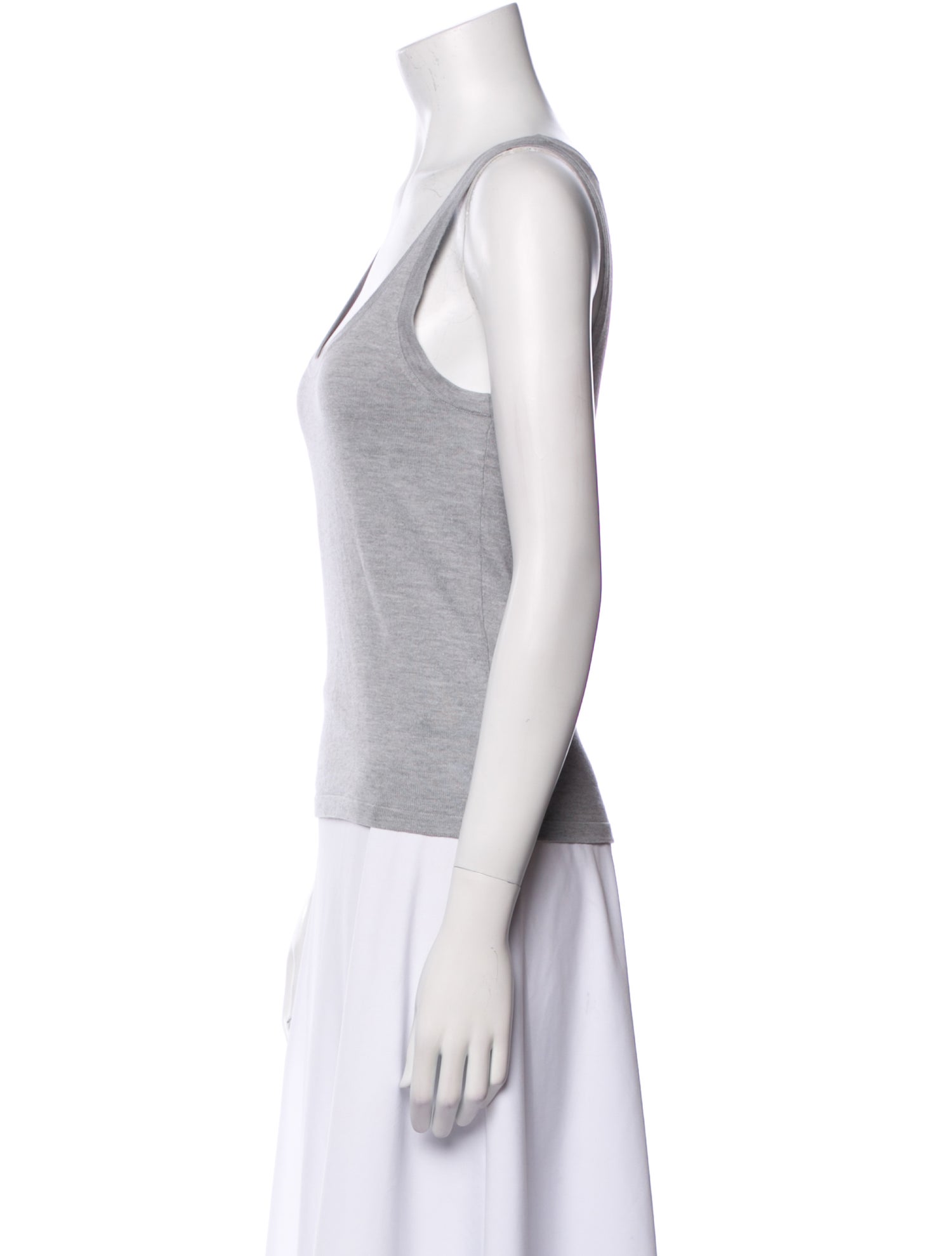 Elyse Walker Scoop Neck Sleeveless Top