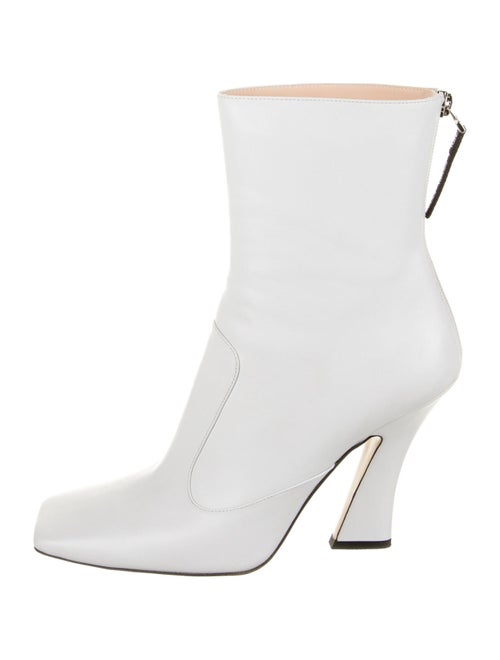 Fendi Leather Boots White