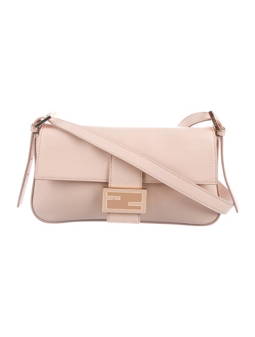 Fendi Smooth Leather Baguette Pink
