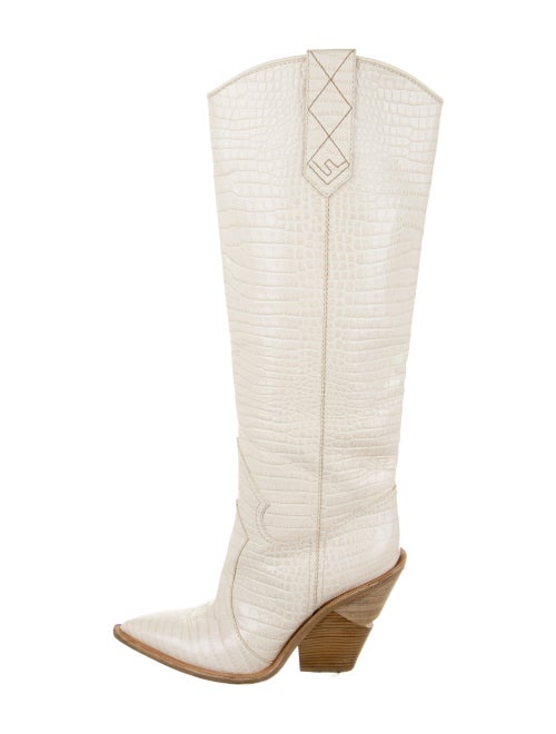Fendi 2018 2018 Cutwalk Cowboy Embossed Boots Whit