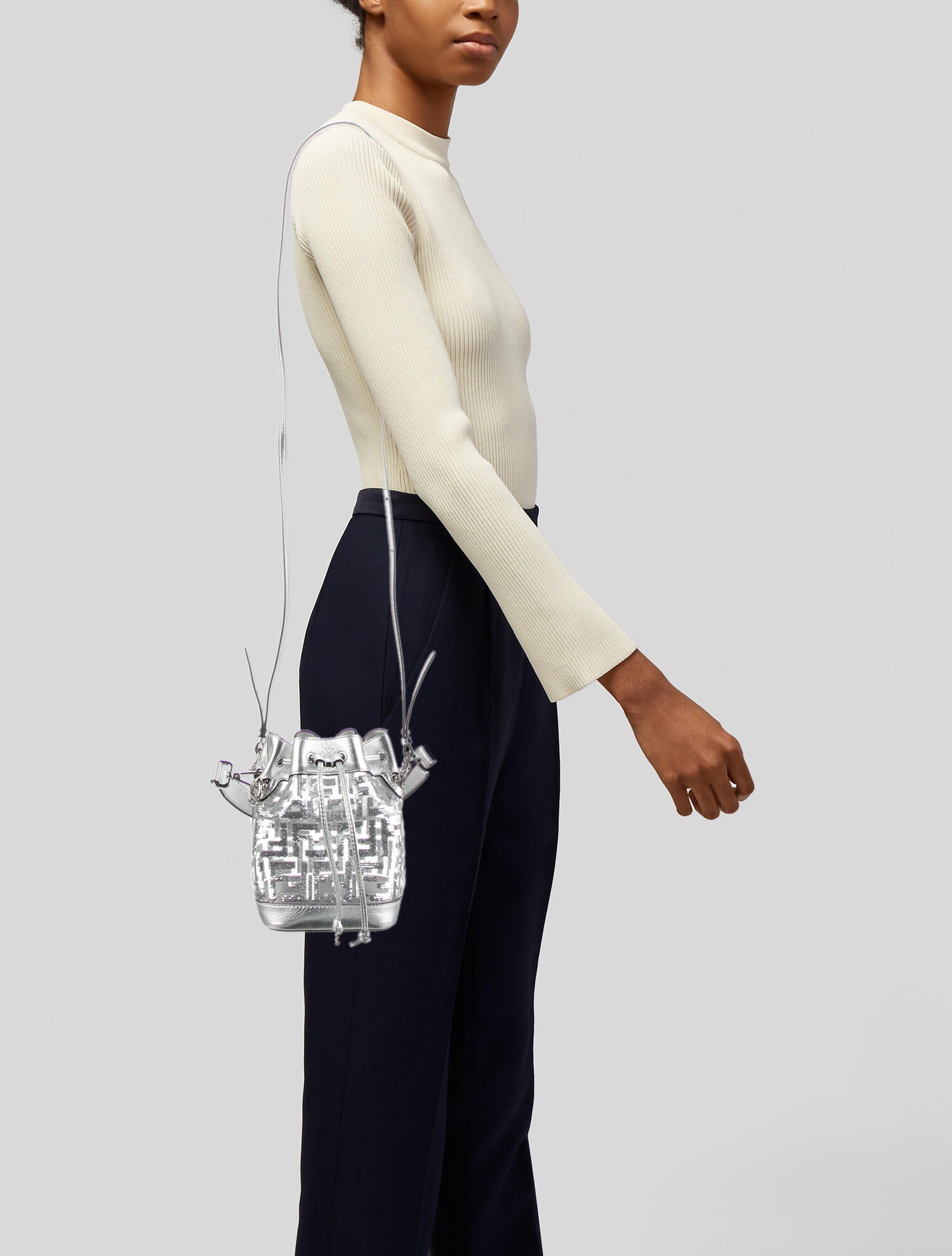 【FENDI】MINI MON TRESOR CRYSTAL BUCKET BAG FENDI Karung Crystal F is Fendi Mini Mon Tresor Bucket Bag