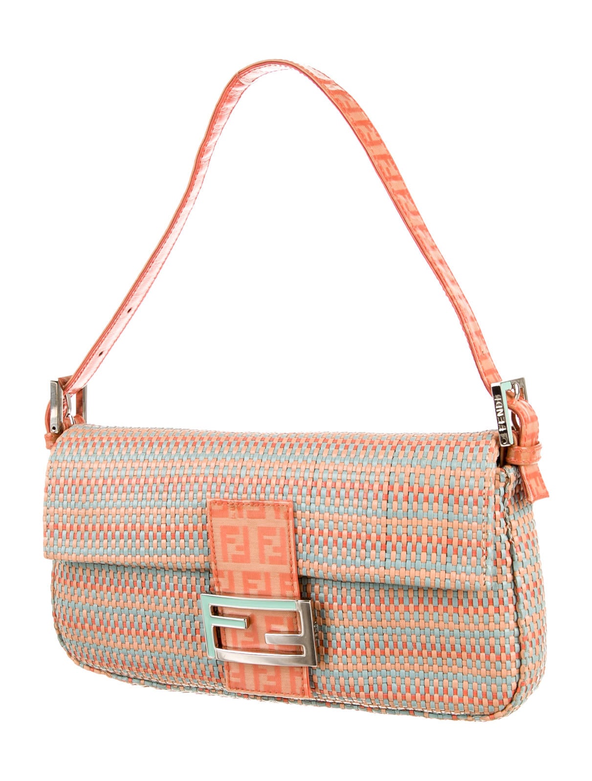 FENDIバッグ Fendi Tomatillo Pebbled Leather Small Peekaboo Iseeu XCross