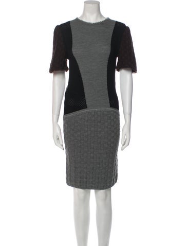 Fendi Dresses Wool Knee-Length Dress Us2, It38 | XS