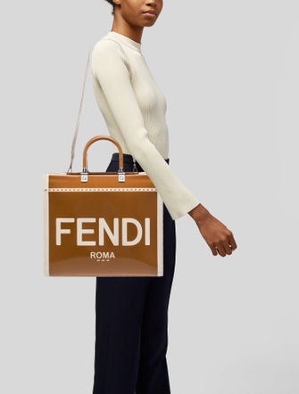 Fendi Signature Sunshine Shooper Medium 2023