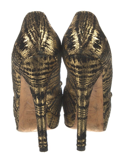 Fendi Suede Printed Pumps