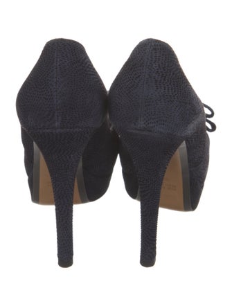Fendi Suede Bow Accents Pumps