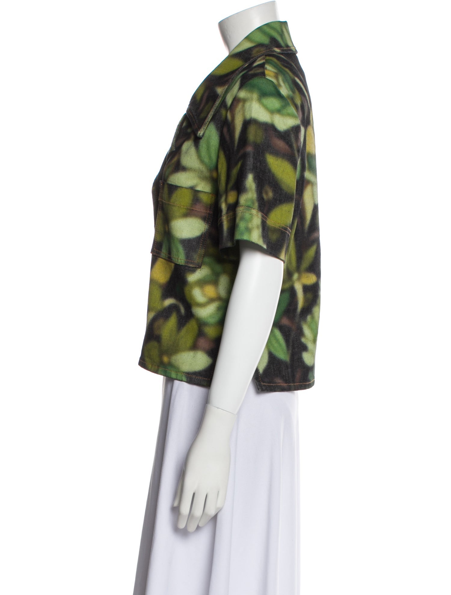 Fendi Printed Short Sleeve Button-Up Top