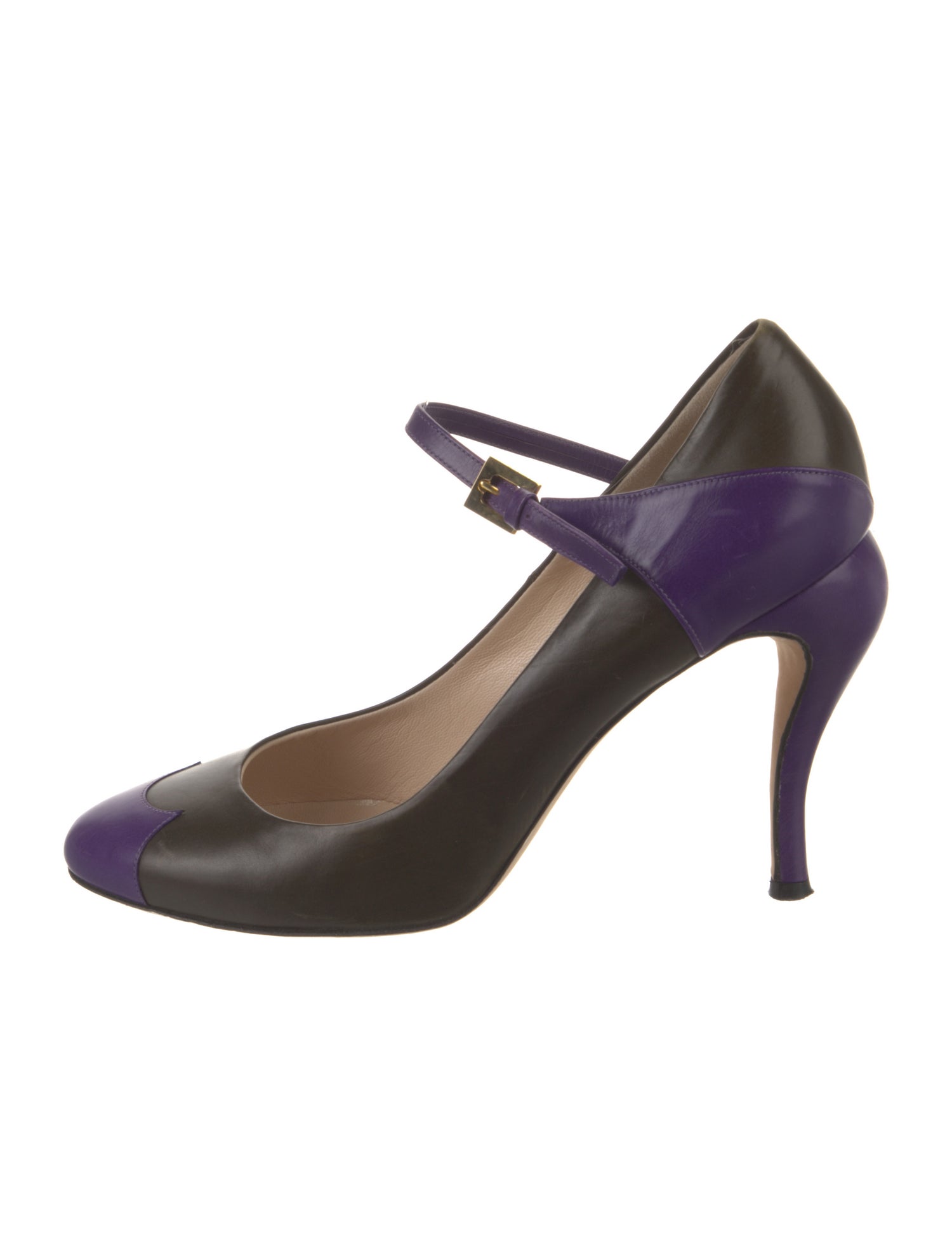 Fendi Leather D'Orsay Pumps