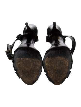 Fendi Zucca FF Logo Patent Leather Sandals