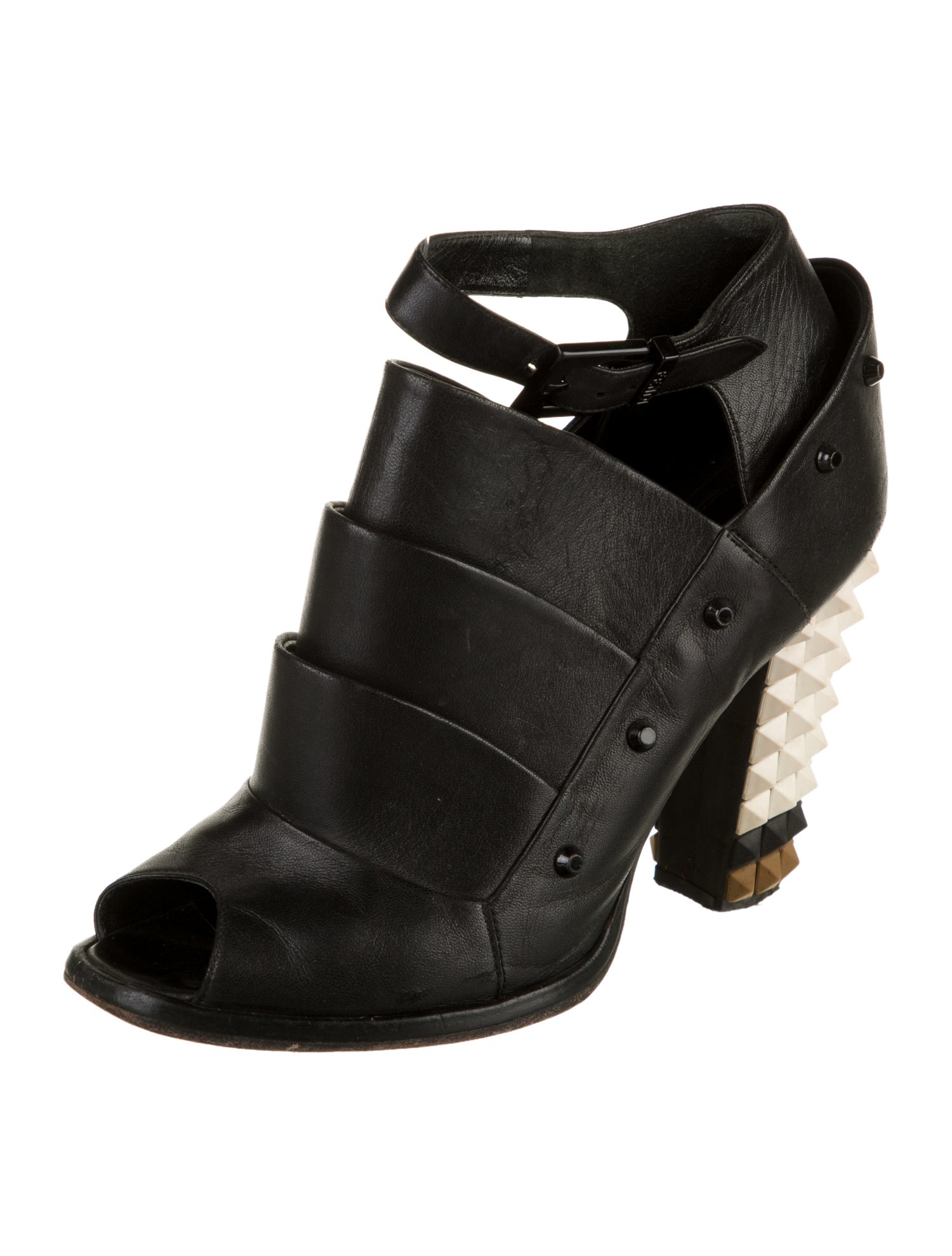 Fendi Leather Colorblock Pattern Pumps