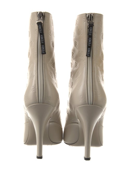 Fendi Karligraphy Accent Leather Boots