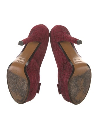 Fendi Suede Bow Accents Pumps