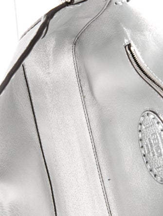 Fendi Leather Baguette Medium 2023