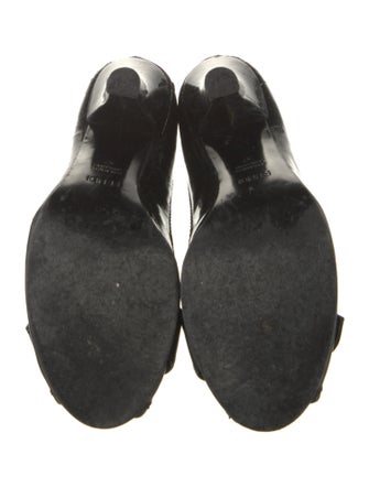Fendi Patent Leather Pumps