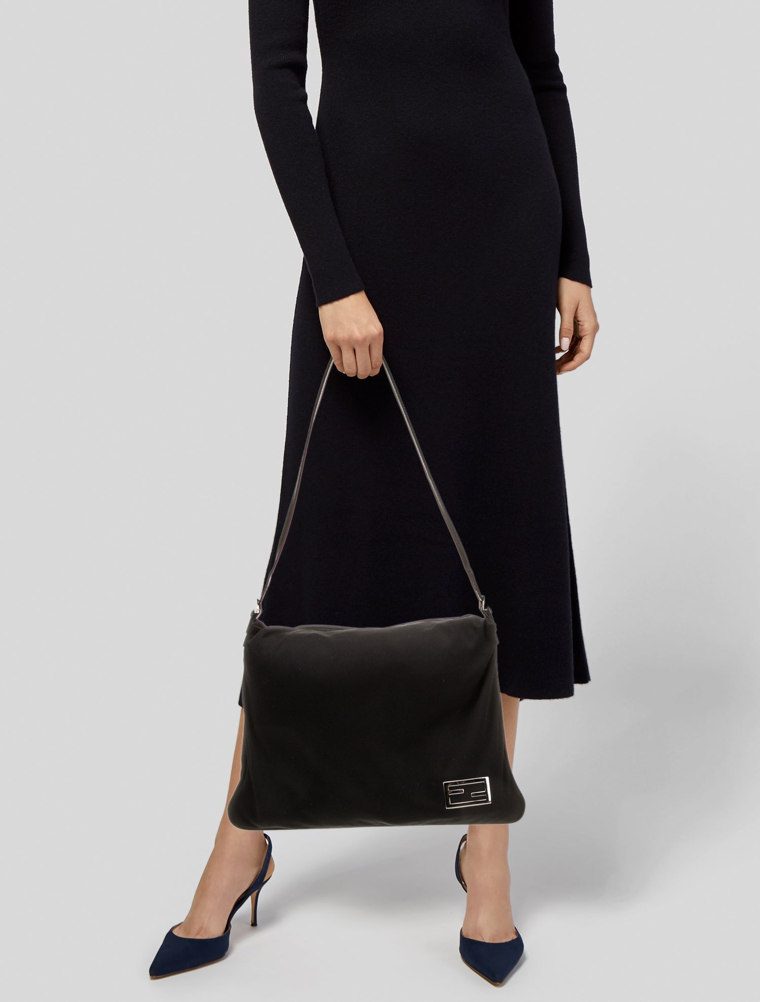 Salvatore Ferragamo Vara Bow Shoulder Bag - Black Shoulder