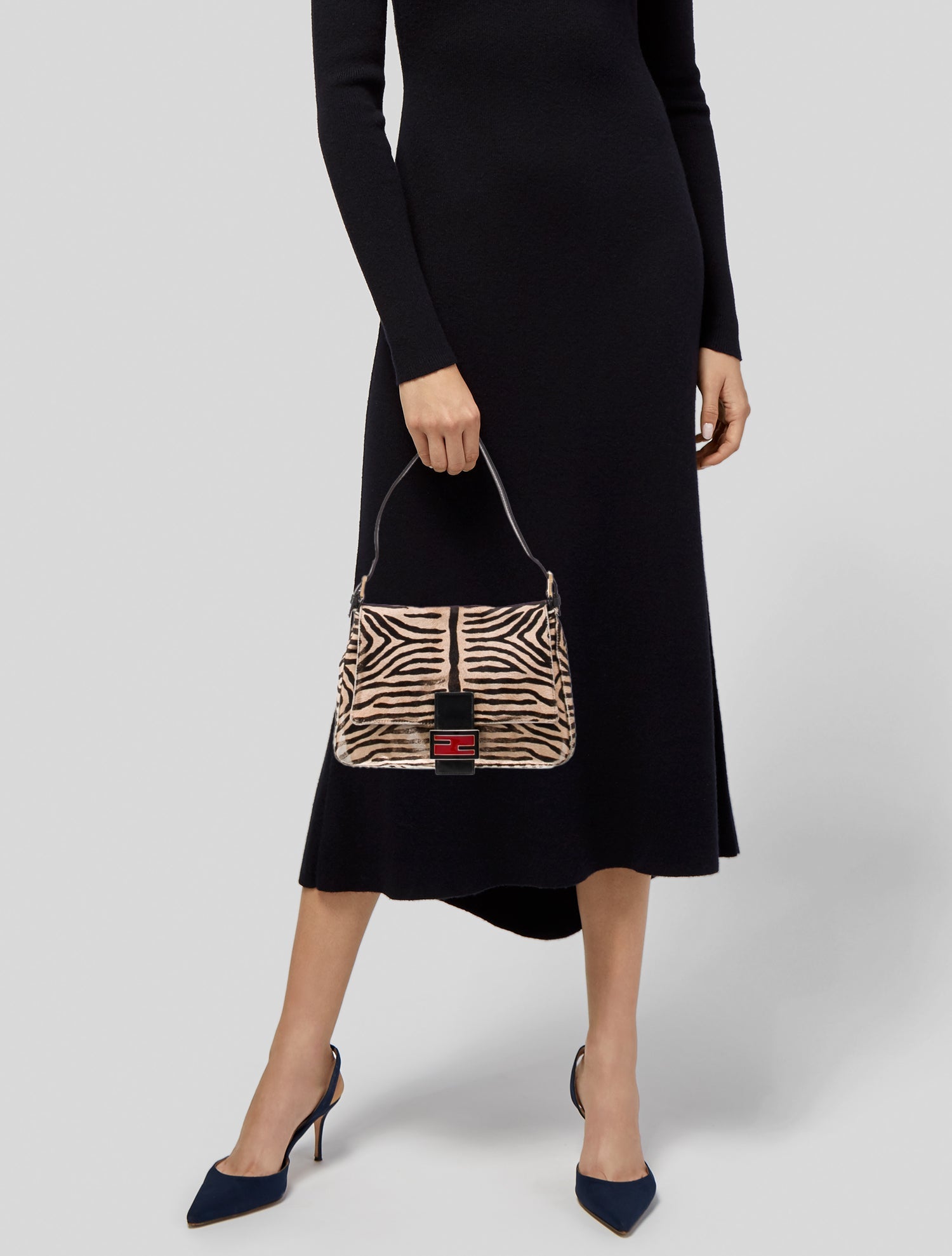 【関税&送料込】Prada Decollete In Vernice Bicolore Décolleté in vernice bicolor Antracite/Astrale | PRADA