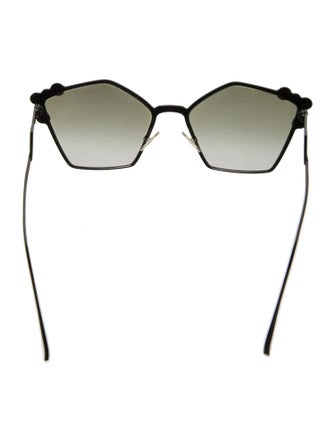 Fendi Oversize Tinted Sunglasses