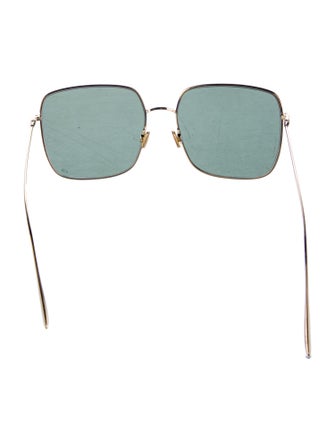 Fendi Oversize Tinted Sunglasses