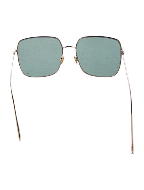Fendi Oversize Tinted Sunglasses