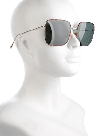 Fendi Oversize Tinted Sunglasses