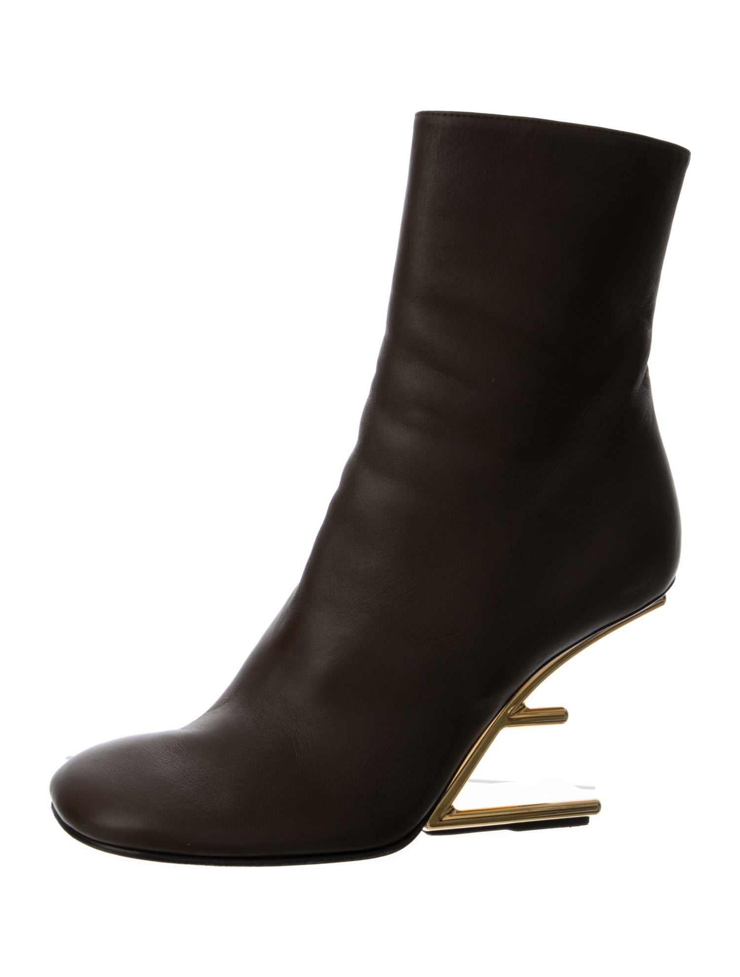 Fendi Leather Pumps