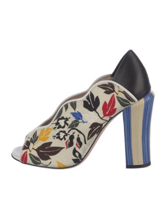 Fendi Canvas Floral Print Pumps