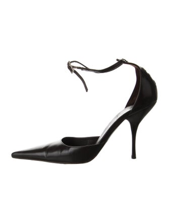 Fendi Leather D'Orsay Pumps