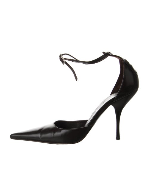 Fendi Leather D'Orsay Pumps