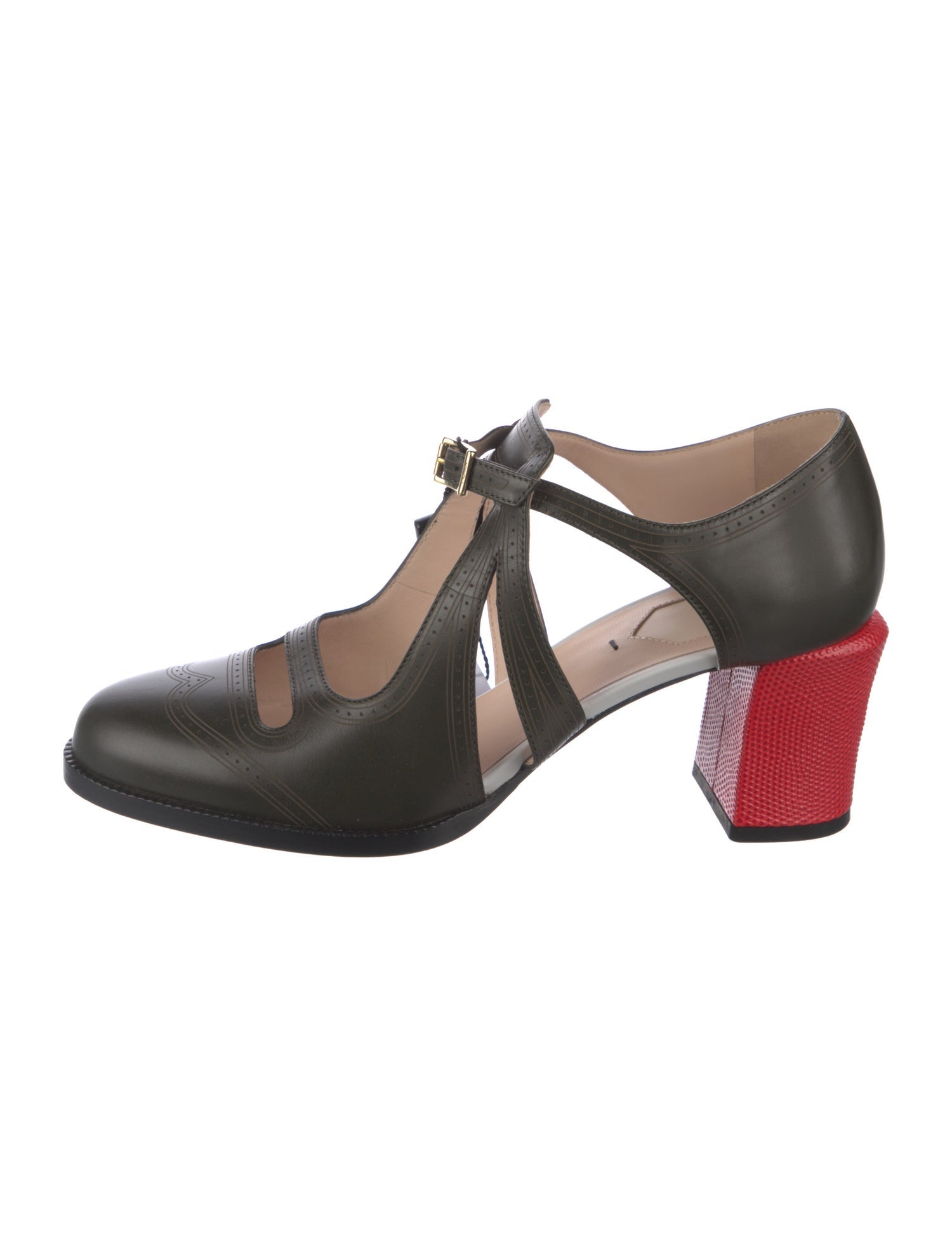 Fendi Leather Cutout Accent D'Orsay Pumps