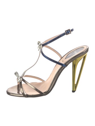 Fendi Leather Bow Accents T-Strap Sandals
