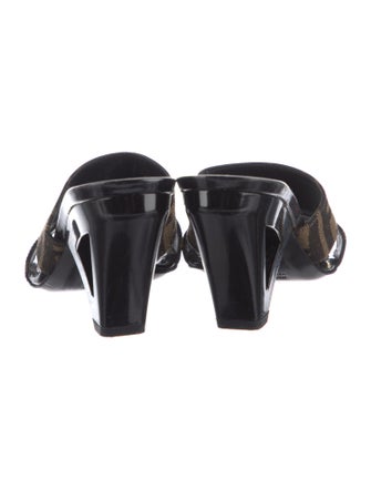 Fendi Zucca FF Logo Canvas Slides