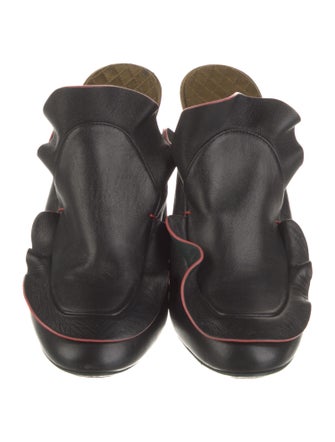 Fendi Leather Ruffle Embellishment Mules