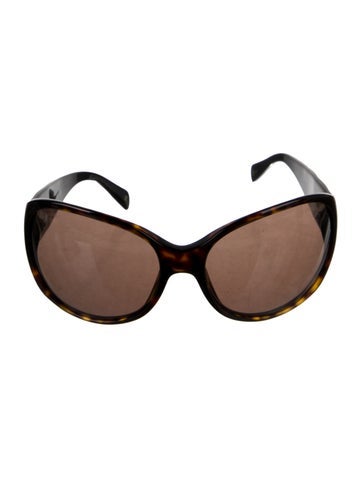 Chanel Sunglasses Cat-Eye Tinted