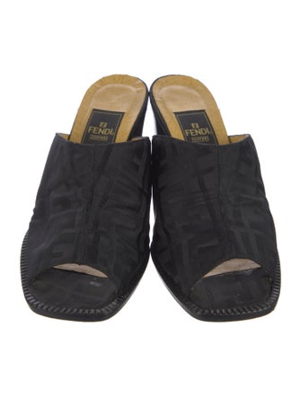 Fendi Mules