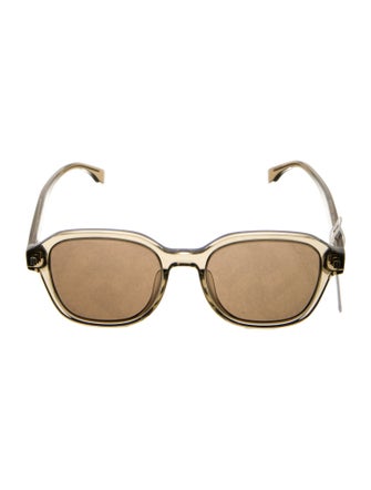 Fendi Wayfarer Tinted Sunglasses
