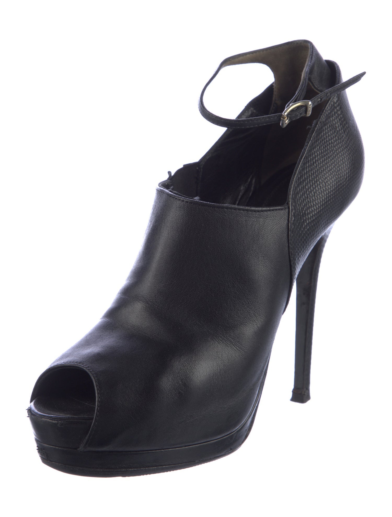 Fendi Leather Slingback Pumps