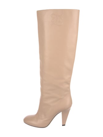 Fendi Karligraphy Accent Leather Boots