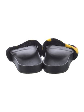 Fendi Shearling Graphic Print Slides