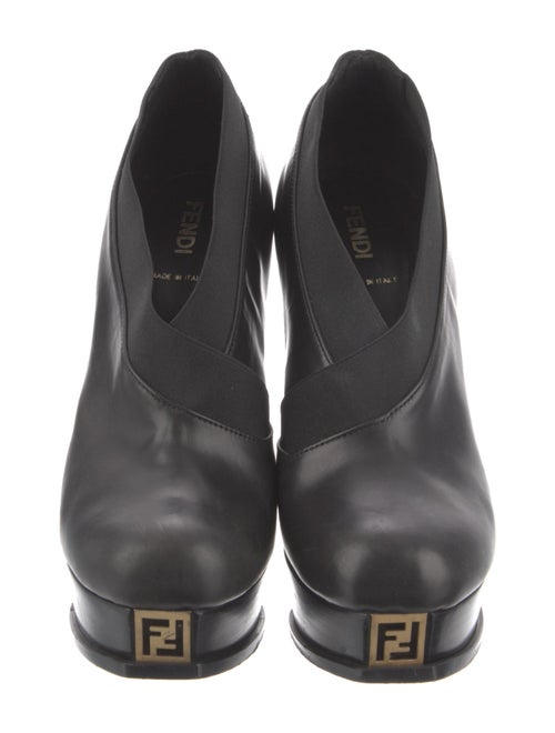 Fendi Zucca FF Logo Leather Pumps