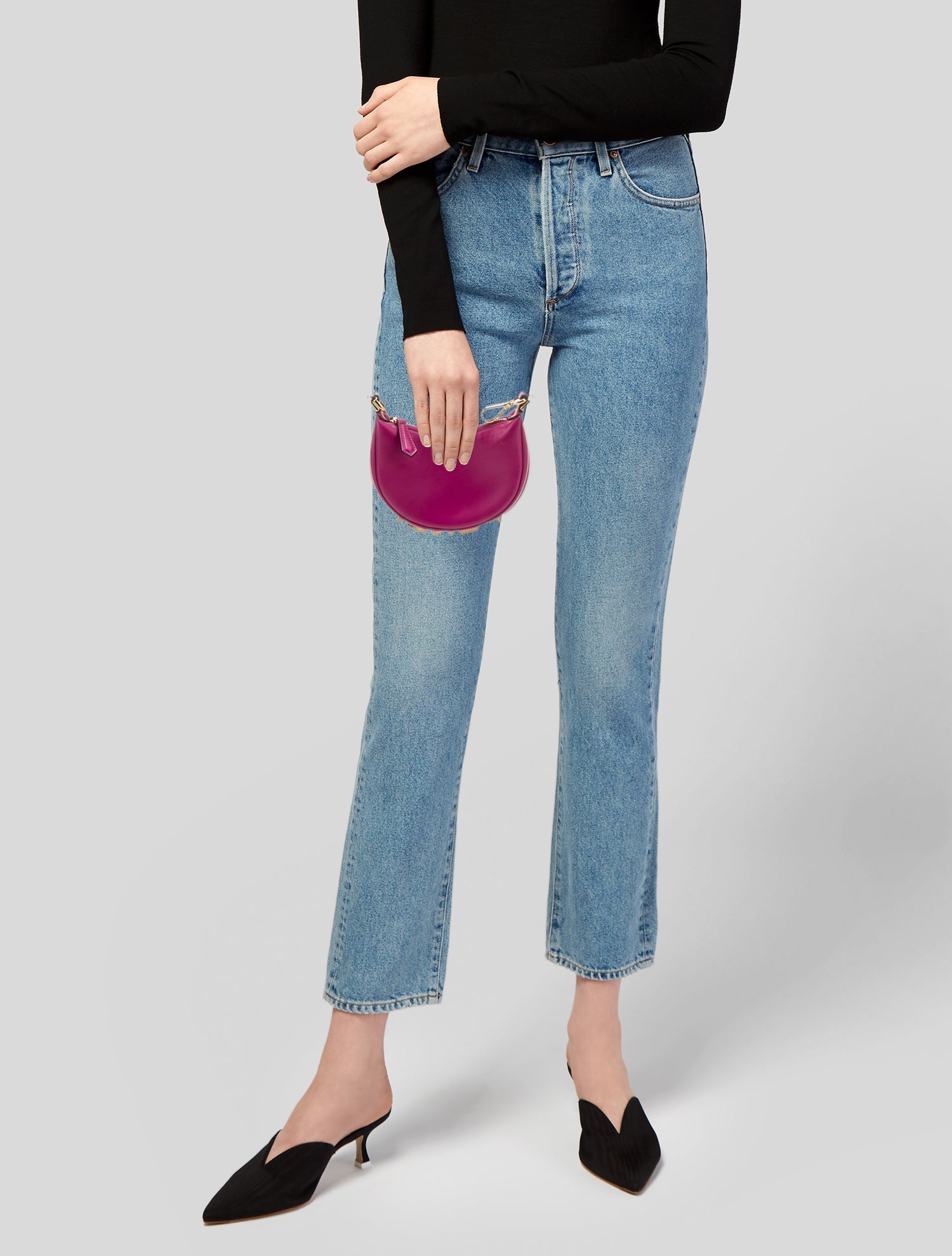 Fendi Leather graphy Nano 2023